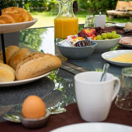 B&B De Kreek Graauw Εξωτερικό φωτογραφία